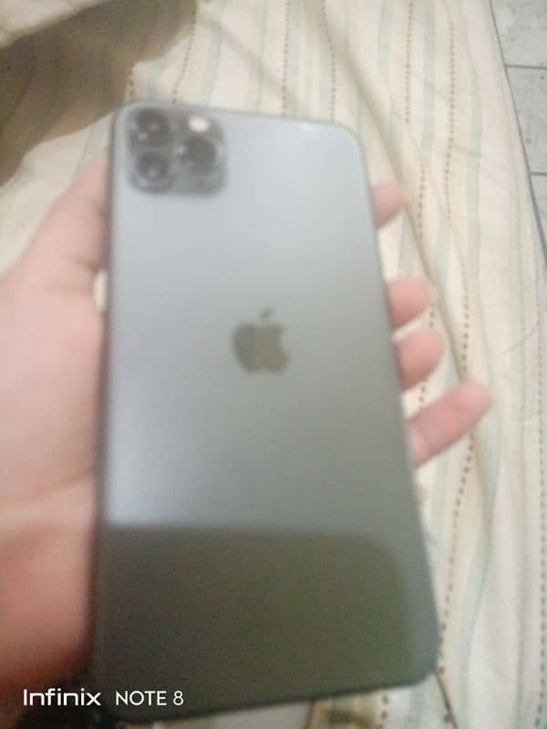 iphone 11 pro Max 64gb jv 3