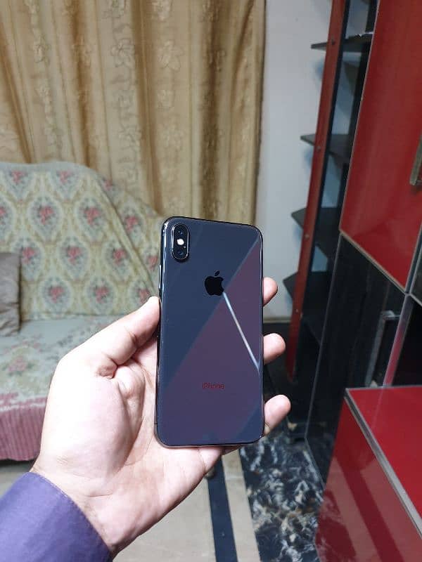 IPhone X 64GB Pta Approved 1