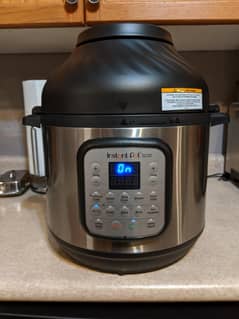 Instant Pot Duo Crisp 11-in-1 Air Fryer & Electric Pressure Cooker 8QT