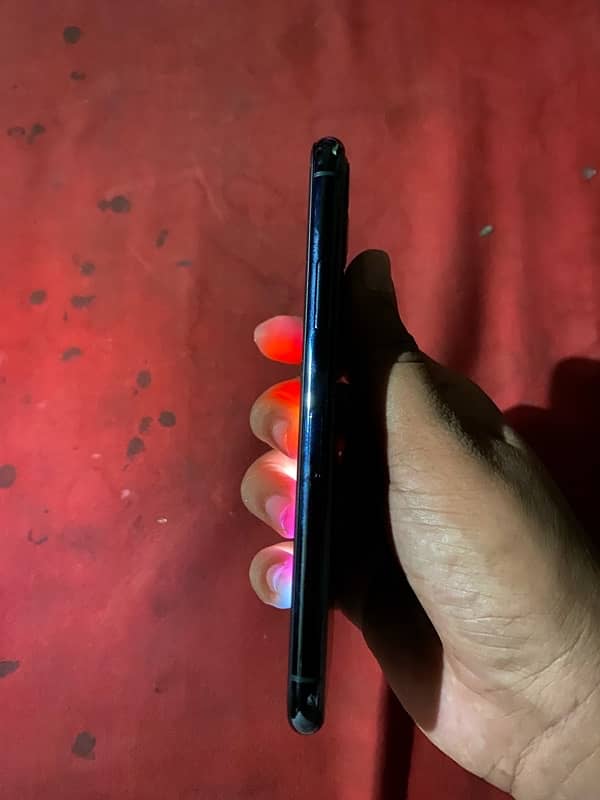 iPhone 11 Pro non pta factory unlock 64 gb orignal panel True Tone on 4