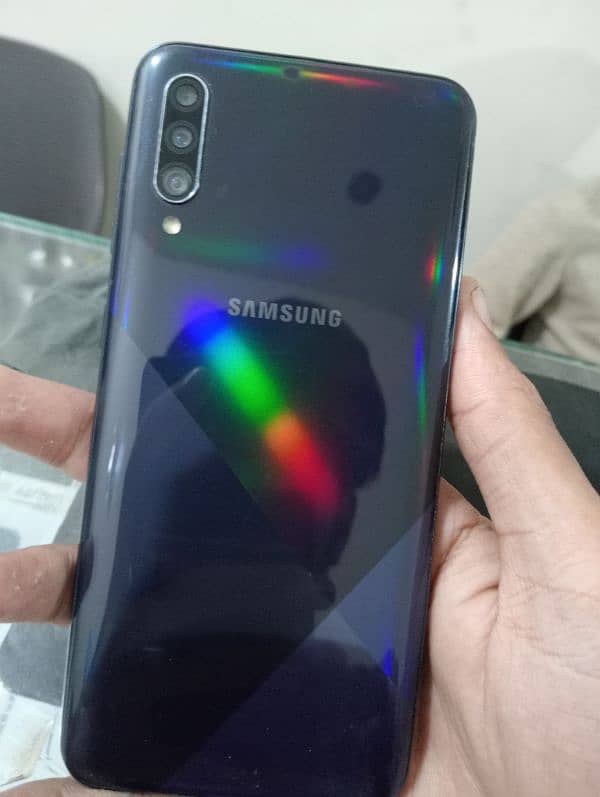 samsung A30s 8