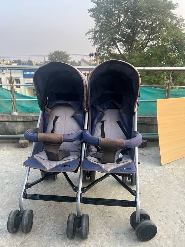 Twins baby pram /stroller 0