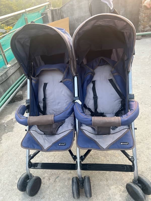 Twins baby pram /stroller 4