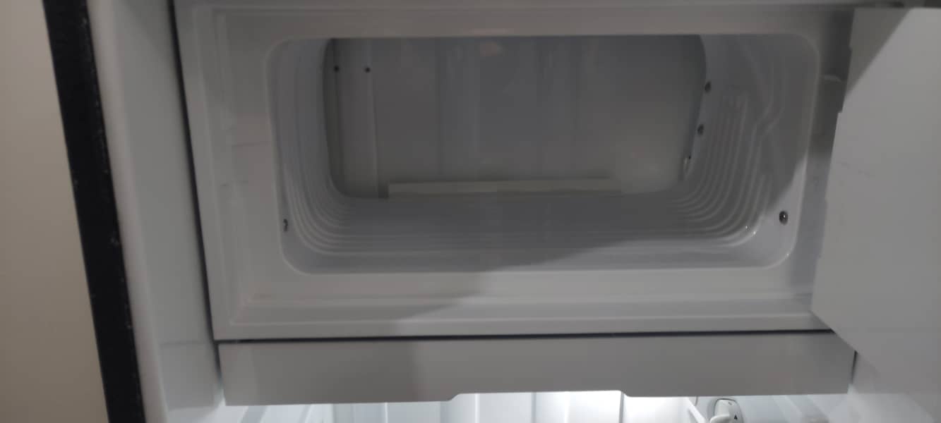 Dawlance room fridge with 12 years compressor warranty 1