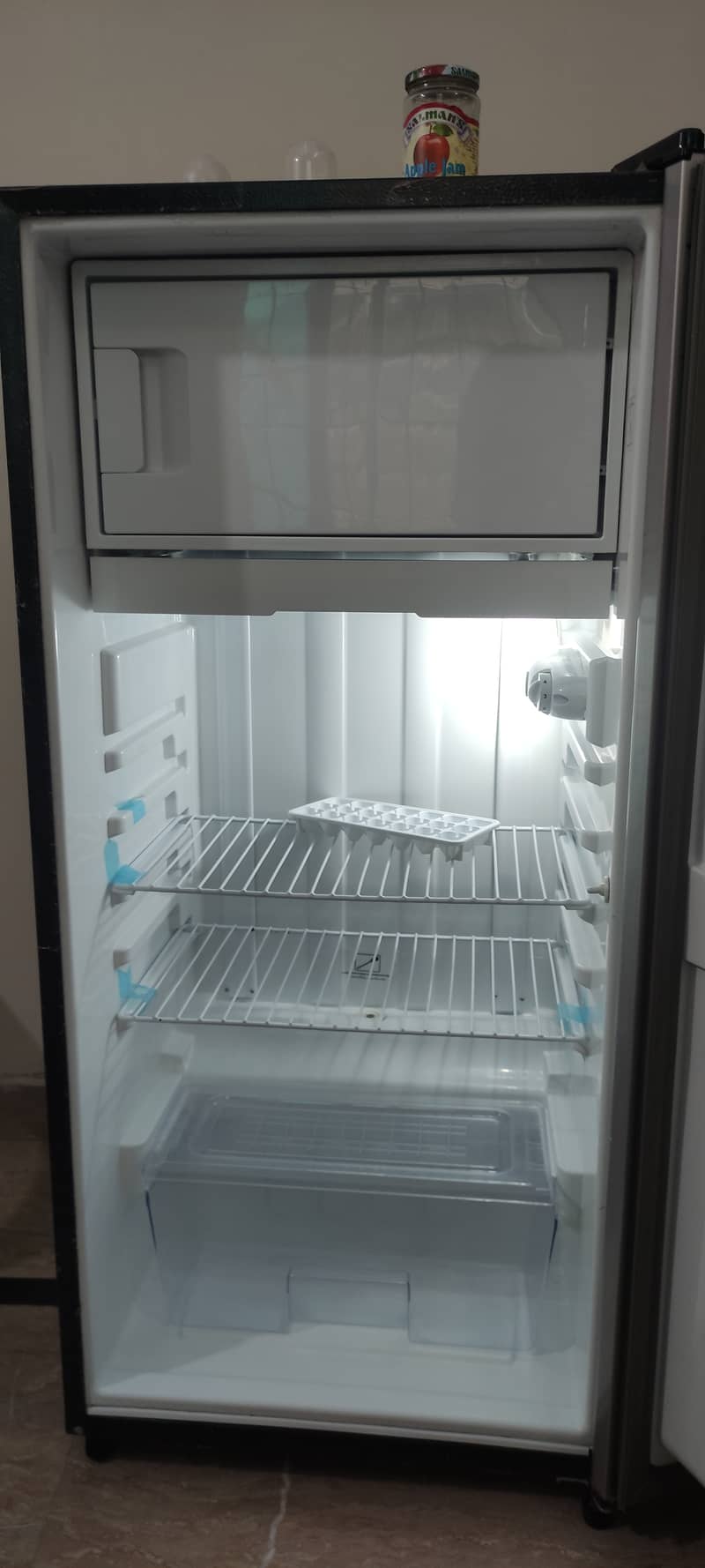 Dawlance room fridge with 12 years compressor warranty 2