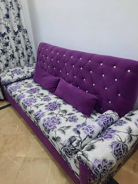 5 seater Sofa for sale 4