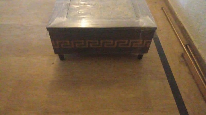 Brand New Center Table For Sale 3