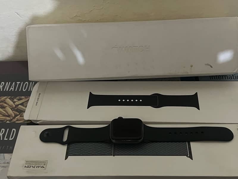 iPhone watch 4 44mm 5