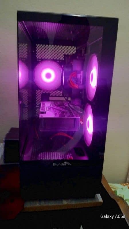 thunder rgb gaming case with 3 argb fans 1