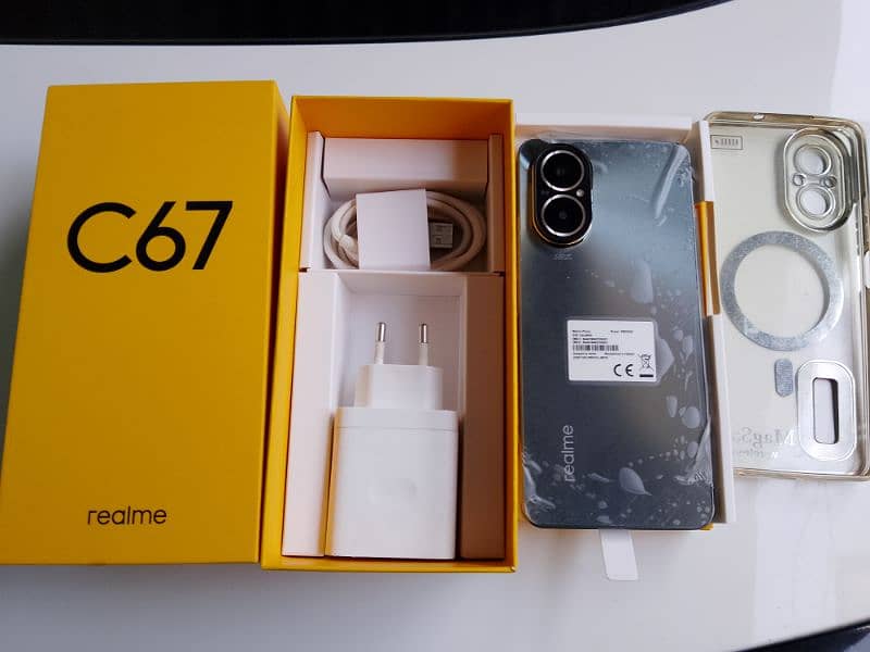 Realme C67 8/128 Completely saman condition 10/10 0