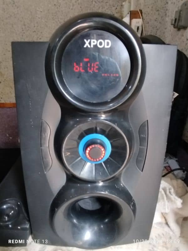 xpod woofer and 3 speaker 1