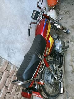 Honda CD 70 bike sirf WhatsApp::O3O9^IO^38=6*l3" 0