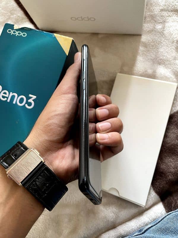 OPPO RENO 3 1