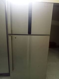 Hitachi no frost fridge