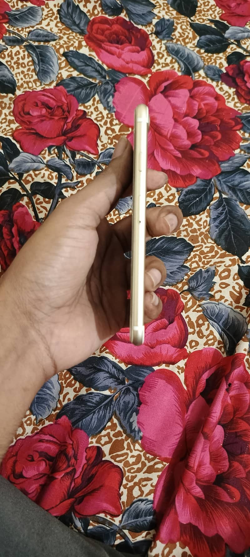 Iphone 7 Good Condition 10/10 128 gb PTA Proved Hai 2