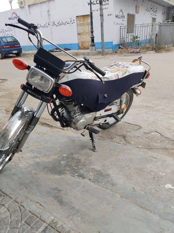 bike/Honda CG 125 in genuine condition 1