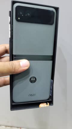 Moto razr