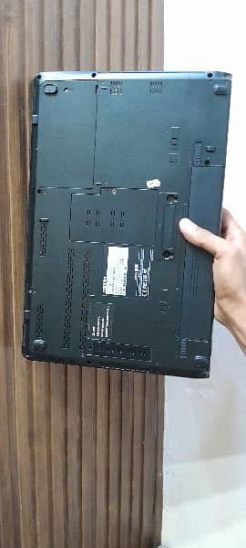 TOSHIBA 8gbRam 320gb HHD i5 3rd Generation 2