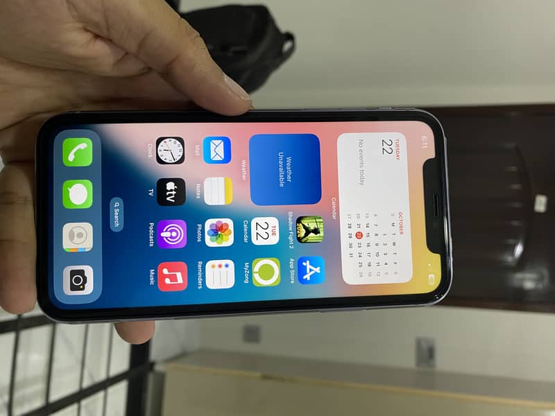 iPhone 11 3