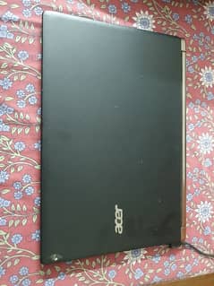 Acer aspire v17 nitro 0