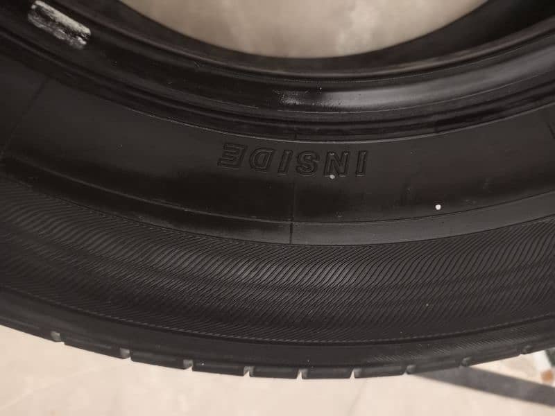 Yokohama tubeless tyre size 205/65 R15 like Corolla city civic Suzuki 3