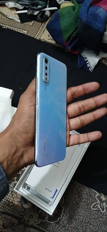 Vivo S1 4/128 10/9 Good condition, 1 hand use, urgent sale 2