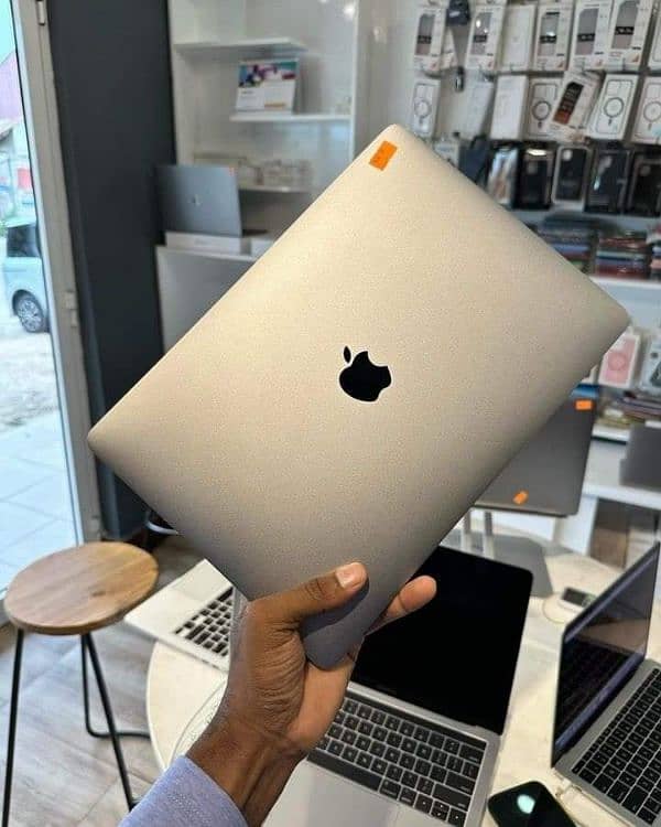 MacBook Pro 2017 13inch TouchBar imported never used in Pakistan 3