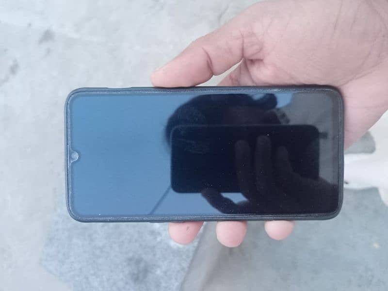 one plus 6t available 8  128 0