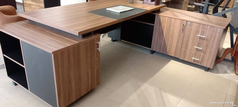 Executive table/office table 3