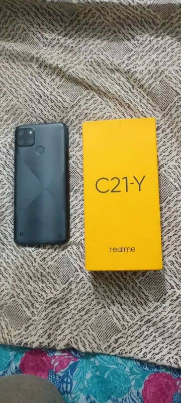 Realme C21Y 1