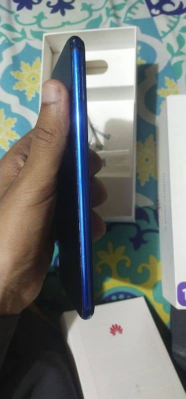 Huawei nova 3i in good condition 5