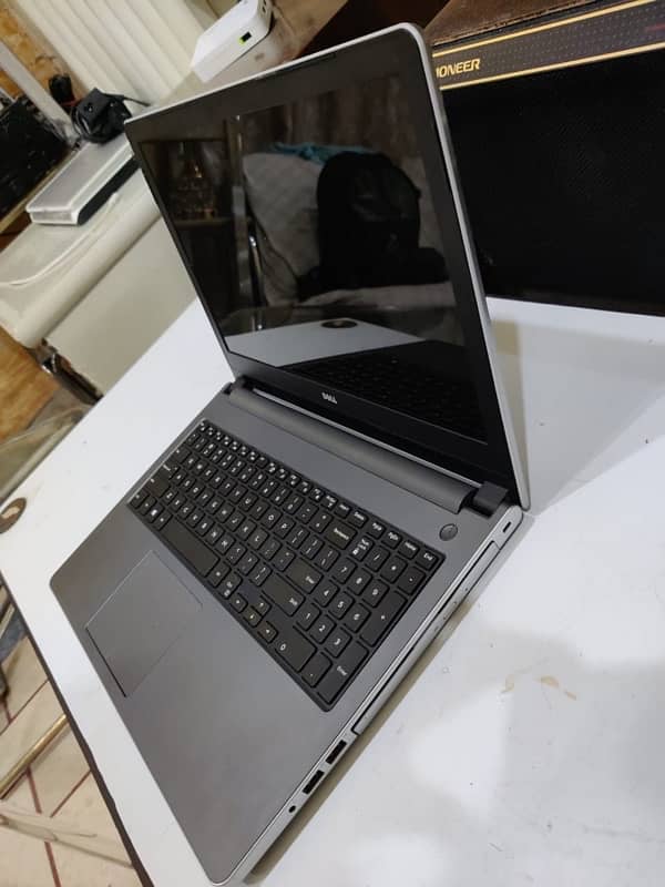 Dell Laptop inspiron 5559 9