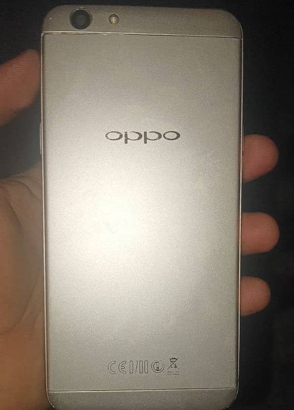 oppo f 1s 4.64 gb  pta 1