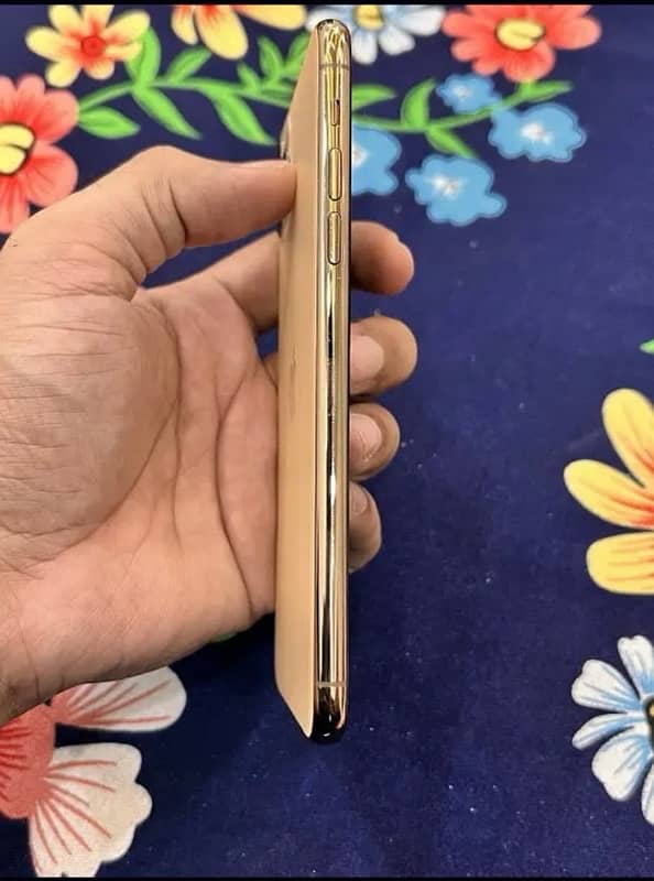 iphone 11 pro max 256gb 7