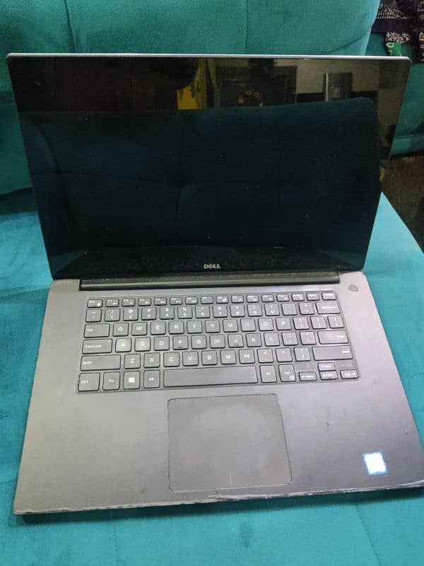 Dell Precision 5510 2