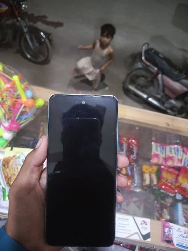 Infinix smart 8 pro lush condition 3