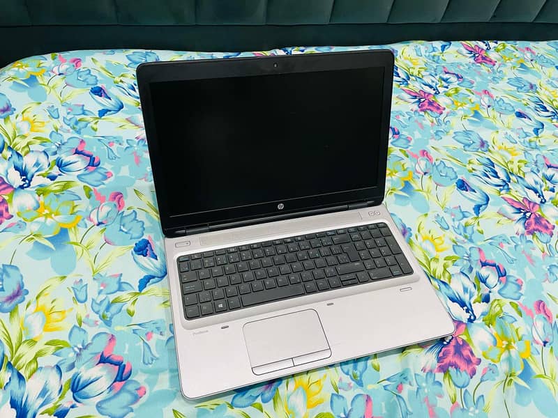 Dell 8th Gen C-i5 Best Deal : 5