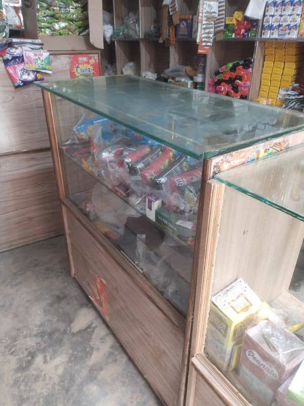 counter for sale 4 counter good condition 2