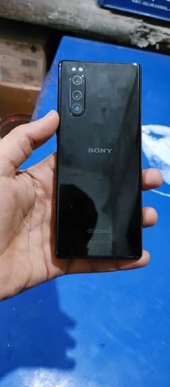 Sony xperia 5 6/64gb 10/10