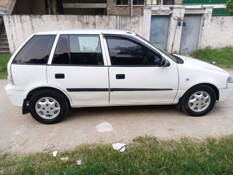 Suzuki Cultus VXR 2015 3