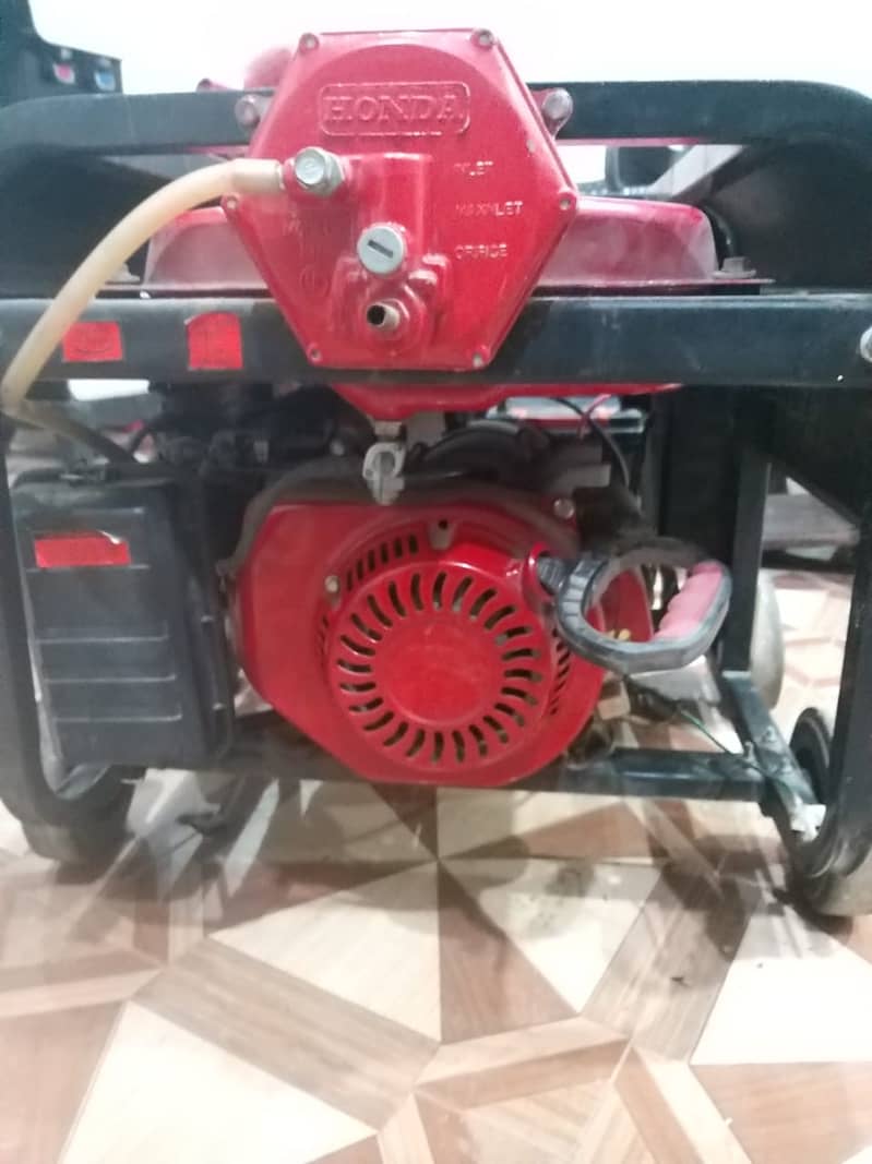 Toyota dx 5500 professional generator by Honda (New model) 3