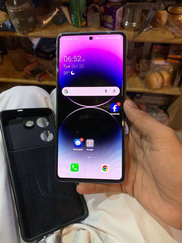 camon 20 pro 1