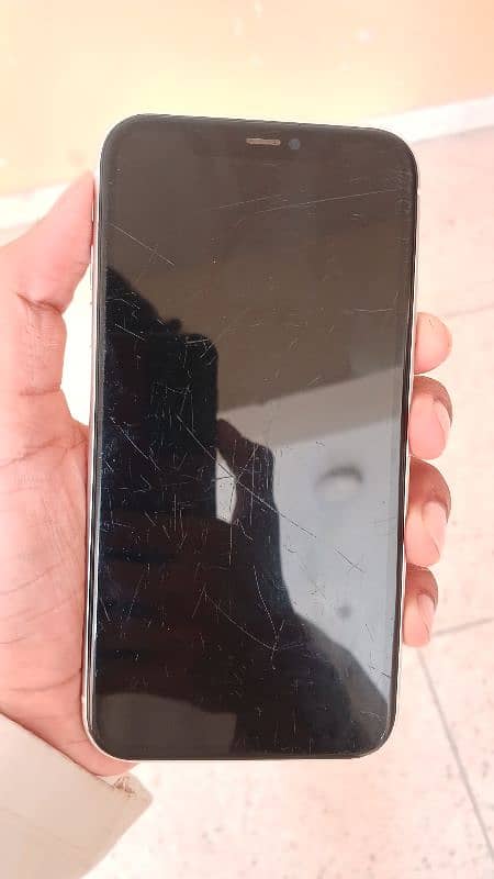 Iphone 11 64gb urgent 2