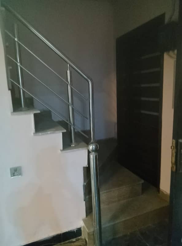 10 marla single story house for rent in johar town for Family neat and clean near Allah ho gol chakar 5