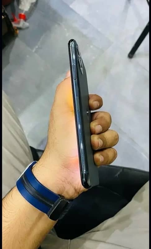 i phone 11 pro max 64 gb 4