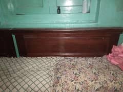 bed good condition vooden 03044110035