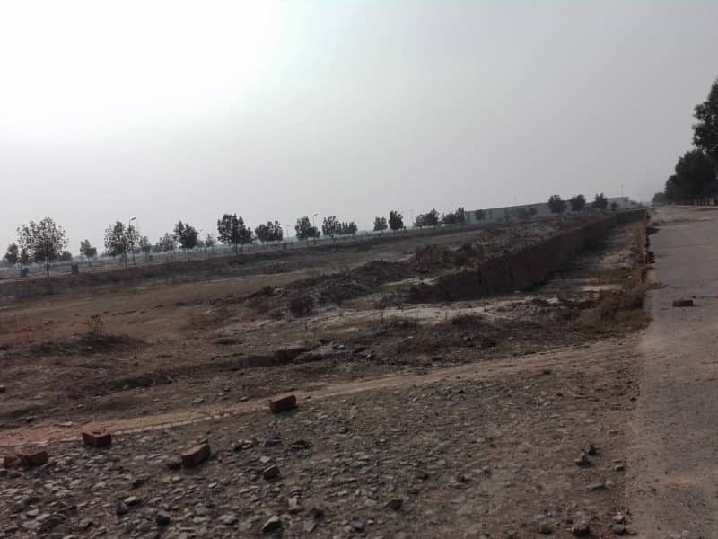 10 Marla Plot For Sale In Khayaban E Amin Lahore 6