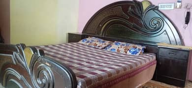 Doublle bed set with dressing and side table