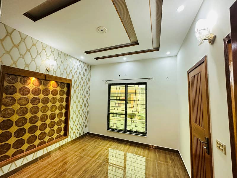 5 Marla Modern House Available For Sale In Paragon City Lahore 6