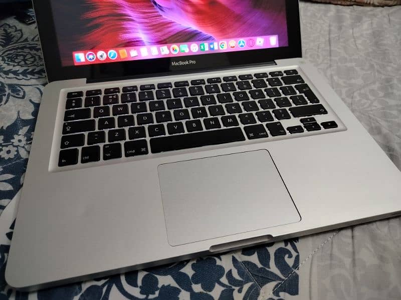 MacBook pro early 2011 13 inch 2